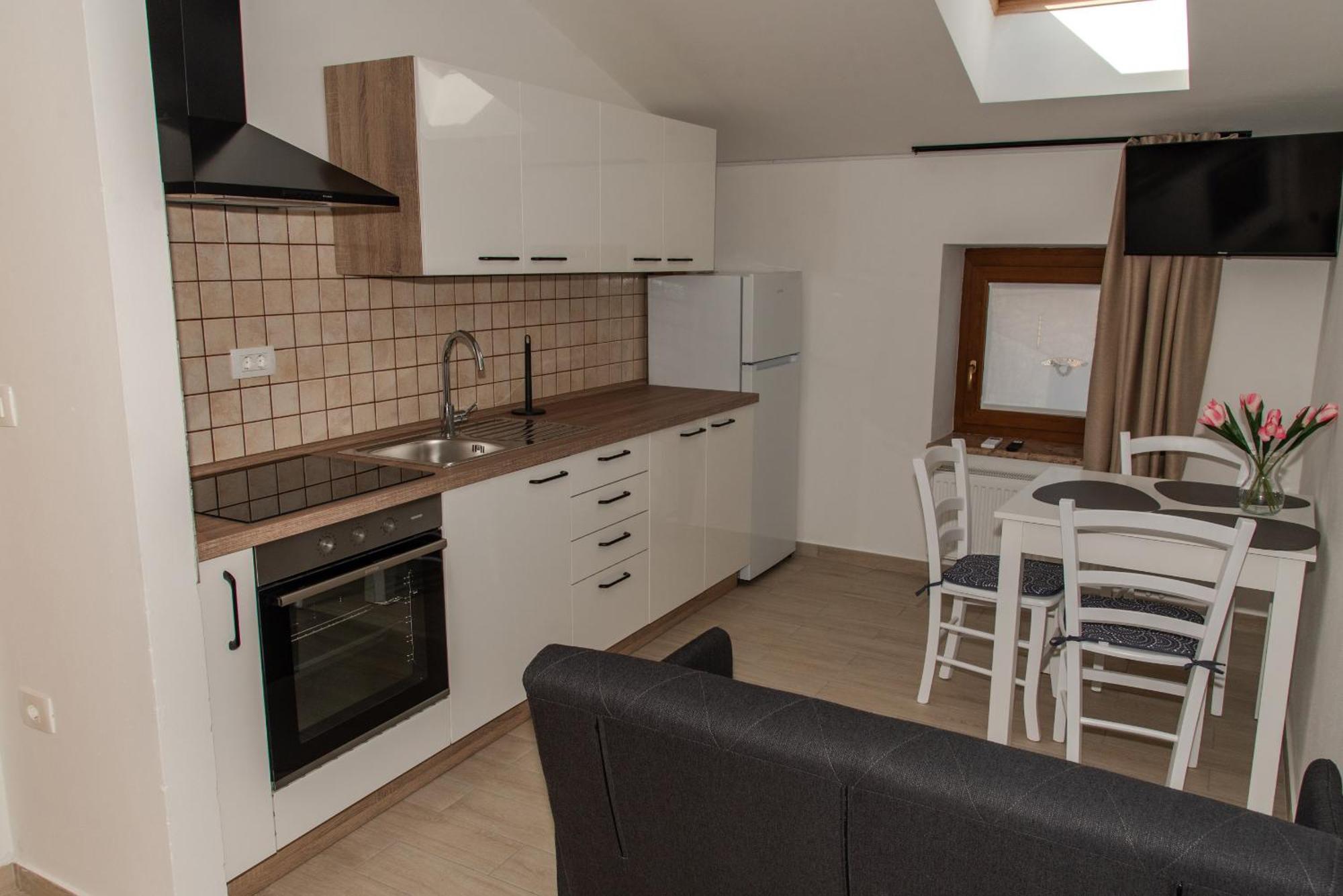Apartmaji Tinta Kanal Экстерьер фото