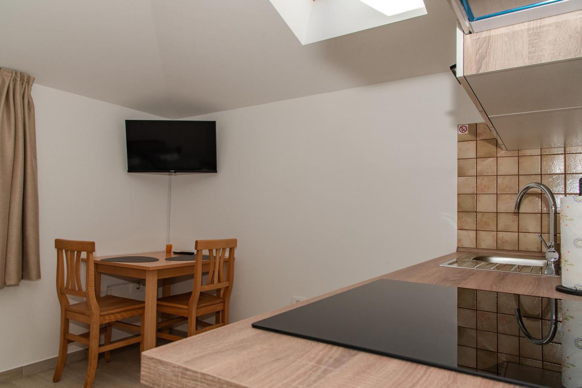 Apartmaji Tinta Kanal Экстерьер фото