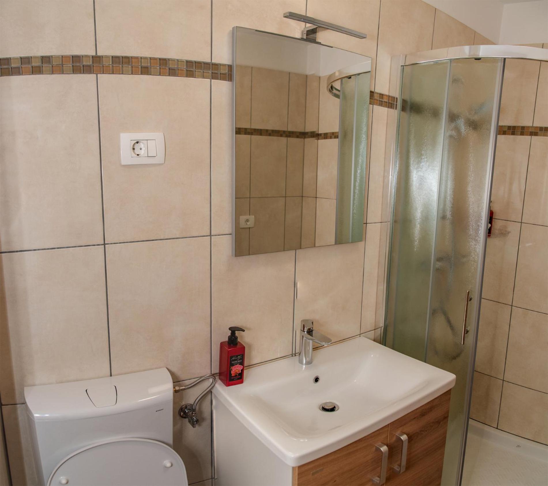 Apartmaji Tinta Kanal Экстерьер фото