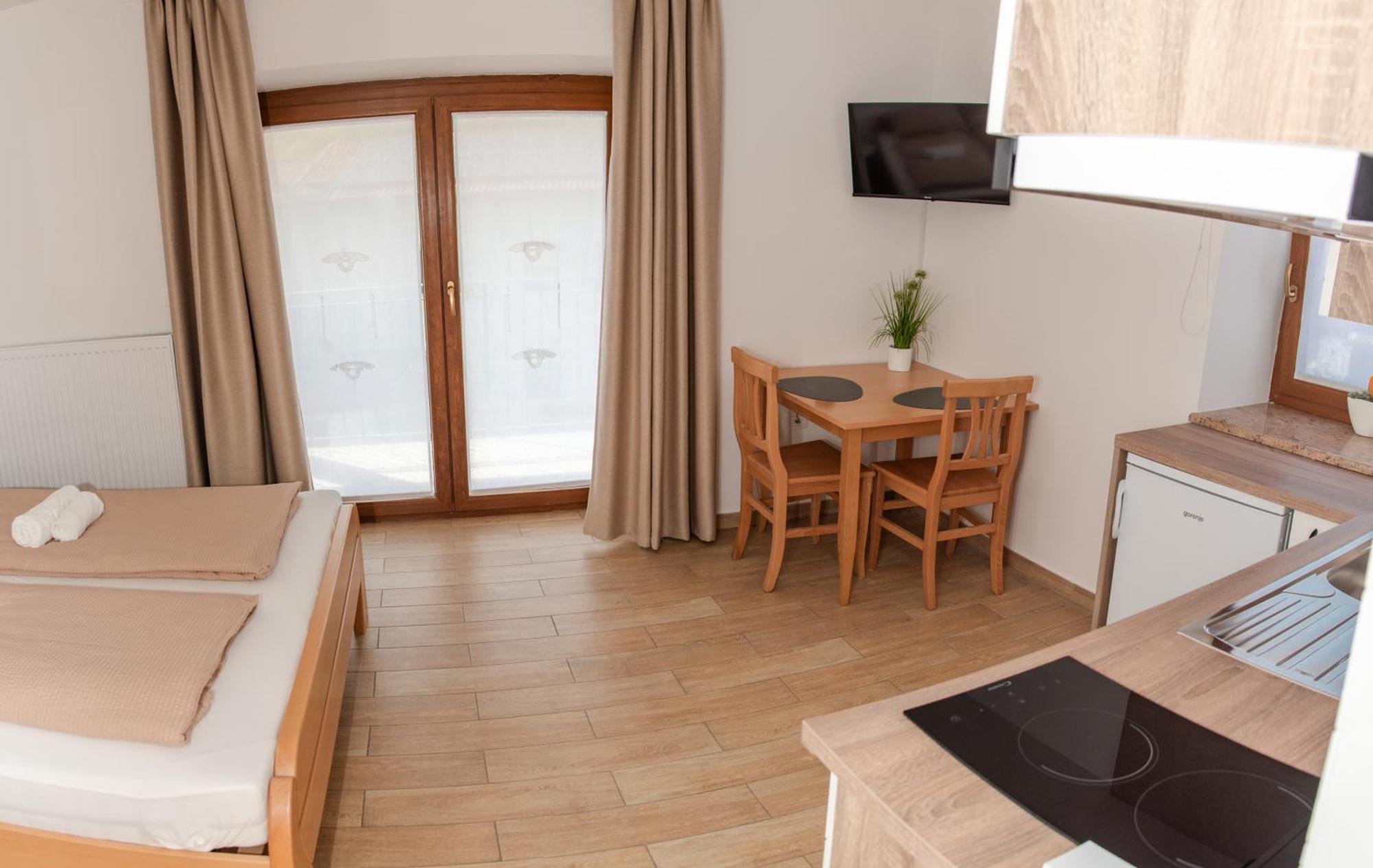 Apartmaji Tinta Kanal Экстерьер фото