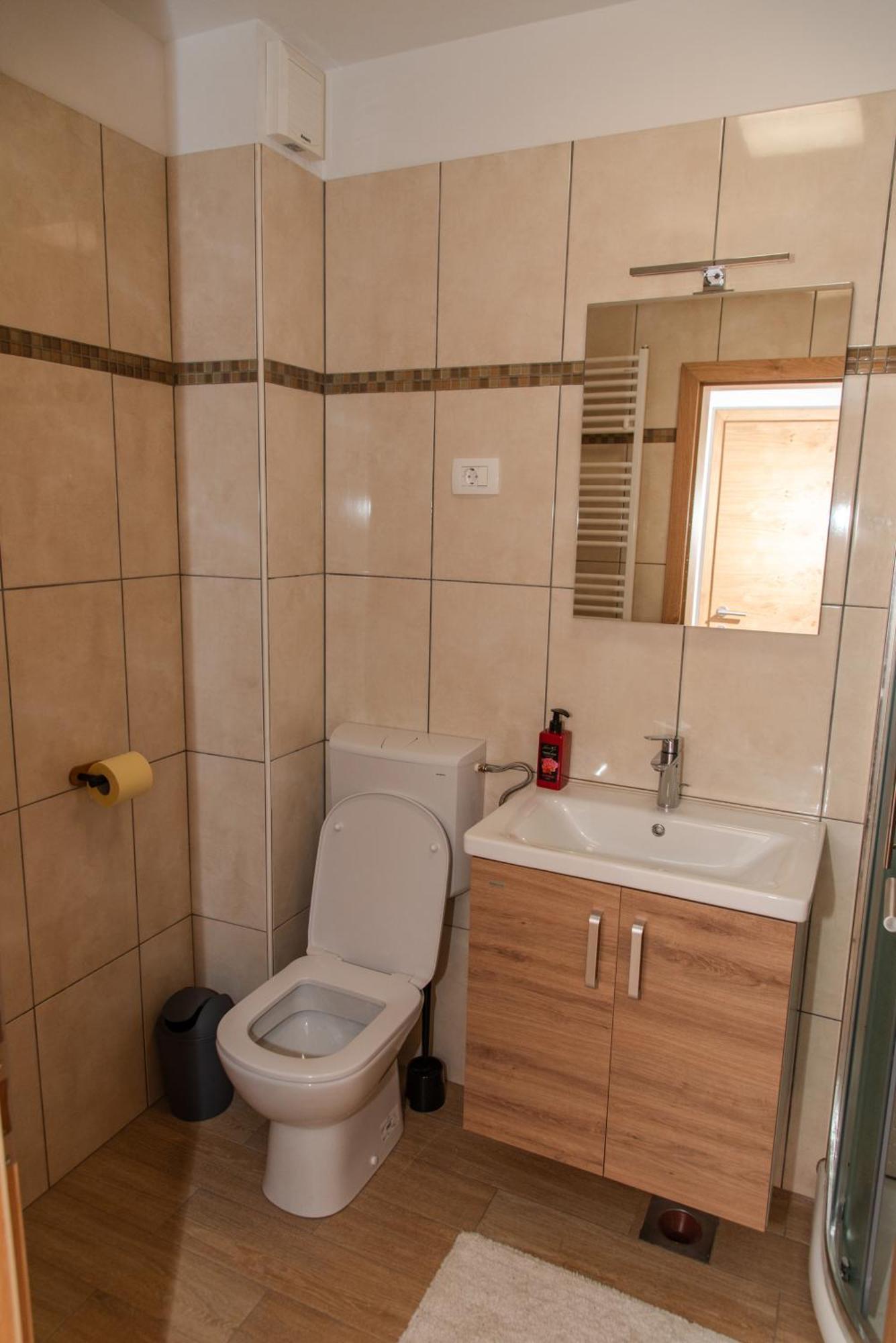 Apartmaji Tinta Kanal Экстерьер фото