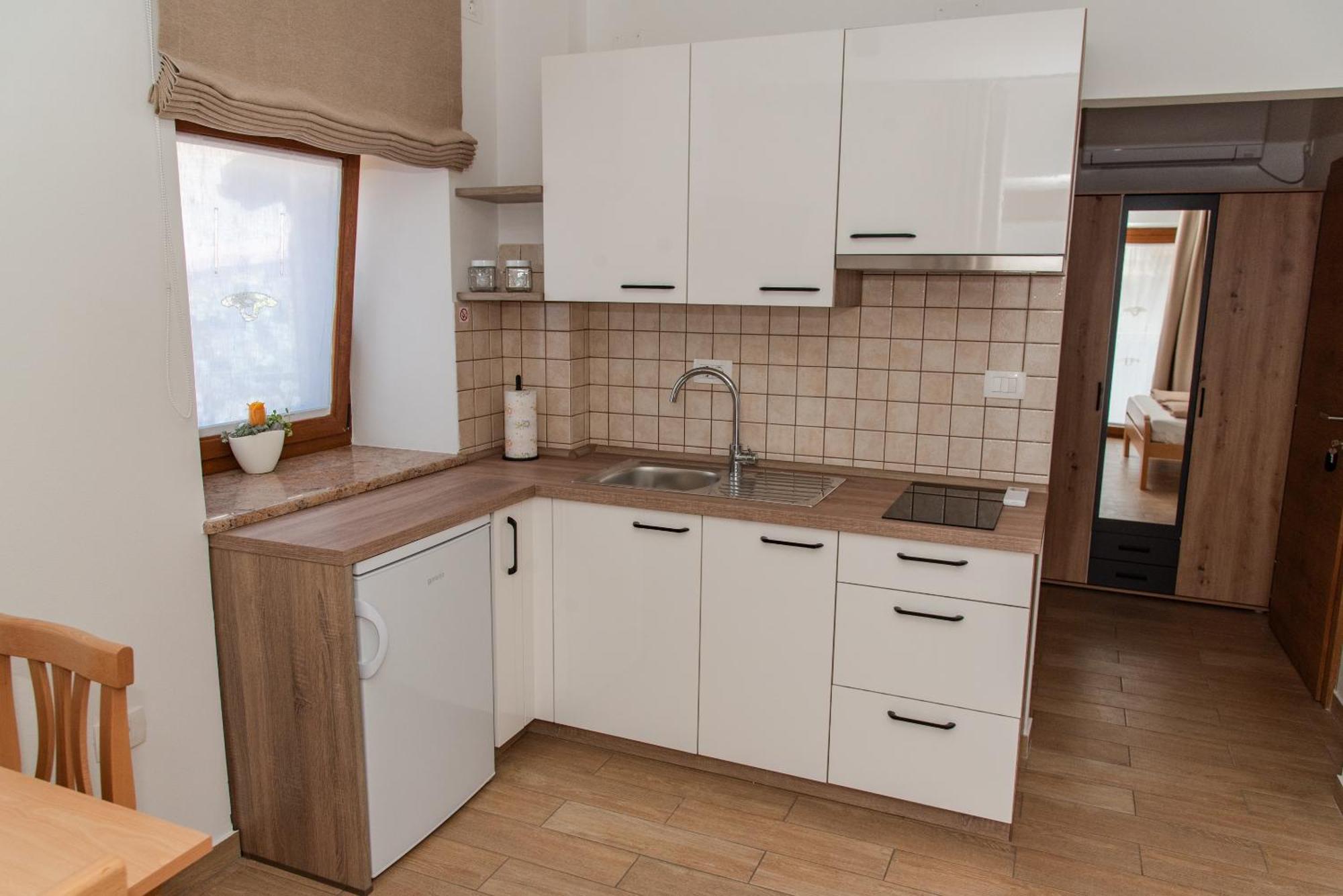 Apartmaji Tinta Kanal Экстерьер фото