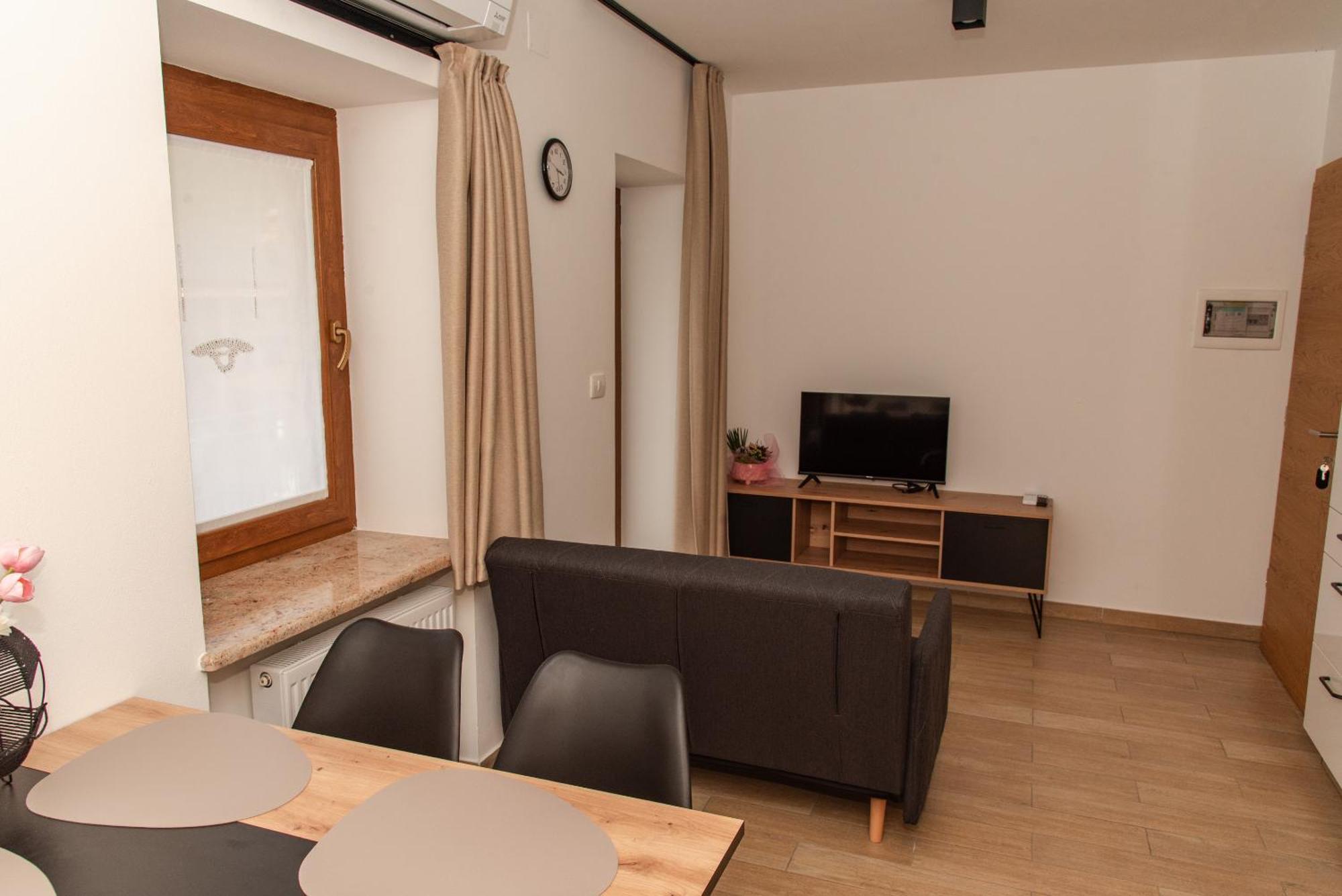 Apartmaji Tinta Kanal Экстерьер фото