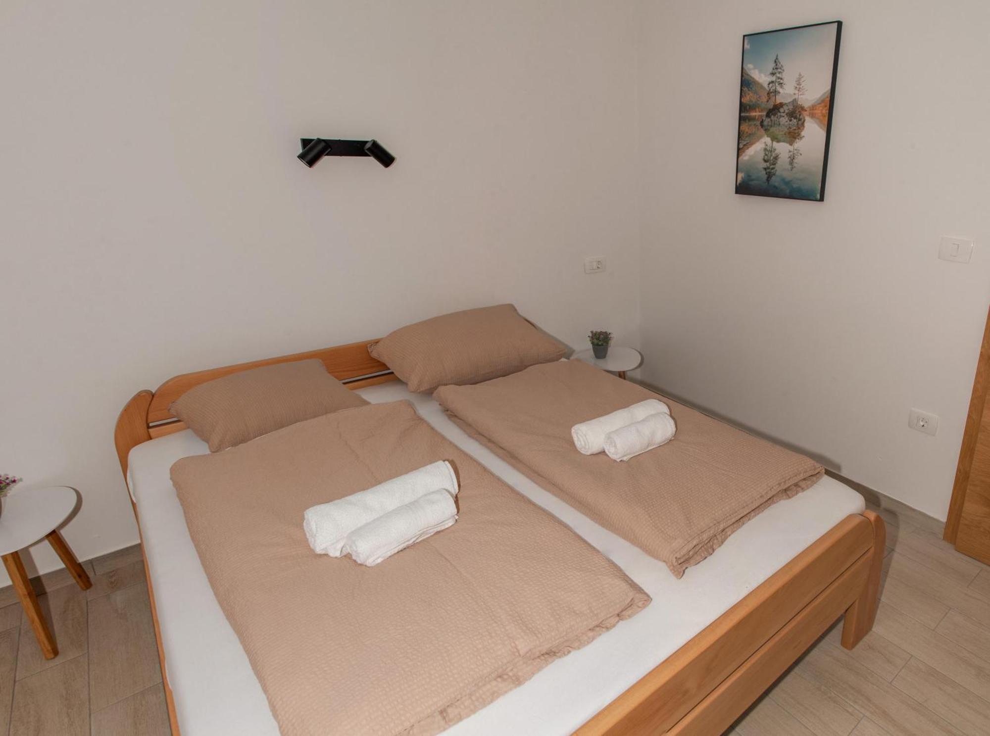Apartmaji Tinta Kanal Экстерьер фото